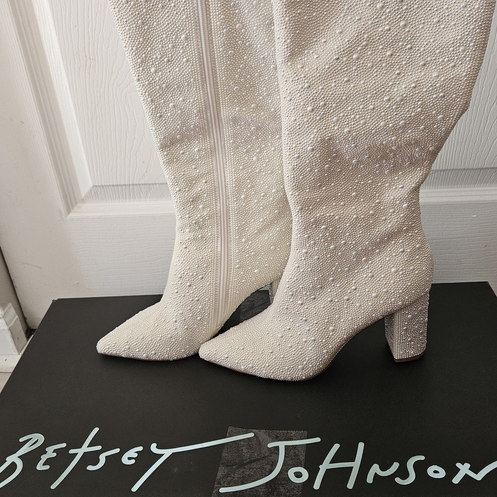 Betsey Johnson Ivory Crystal Knee-High Pointed Toe Heeled Boots
